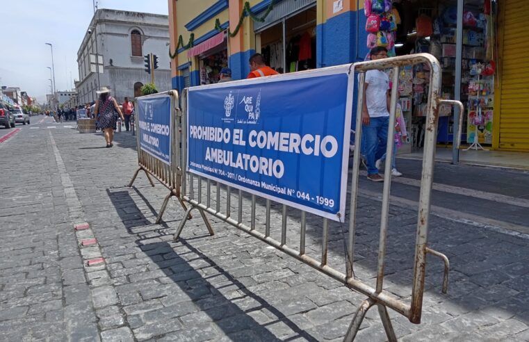 Arequipa: Municipio provincial también coloca vallas contra el comercio ambulatorio