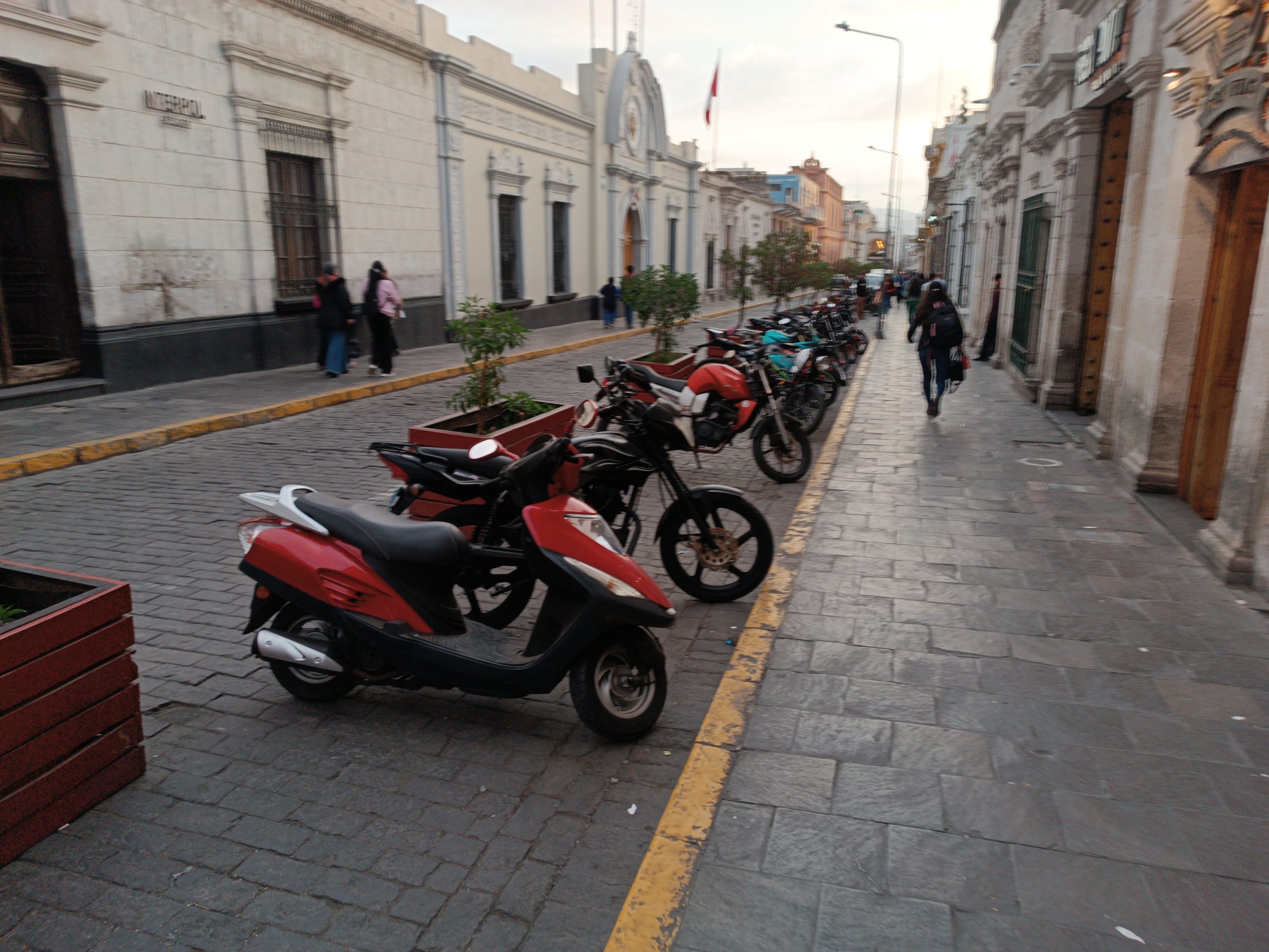 FOTO DE HOY JUEVES 05 DE DICIEMBRE