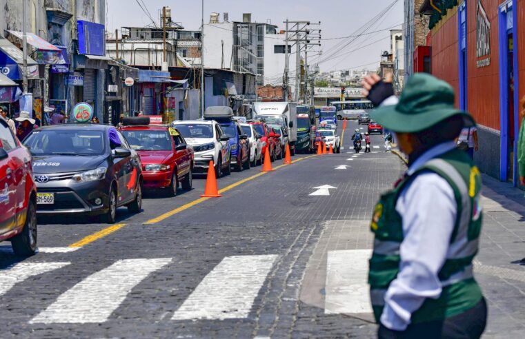 Calles 28 de Julio y Garci de Carbajal tienen doble sentido