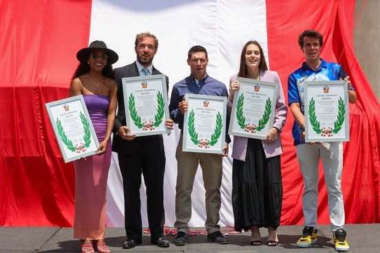 Entregan Laureles Deportivos a cinco deportistas