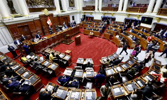 Congreso no aprobó reelección inmediata de gobernadores y alcaldes