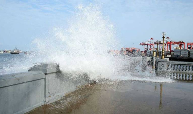 Oleajes intensos se registrarán en toda la costa del país