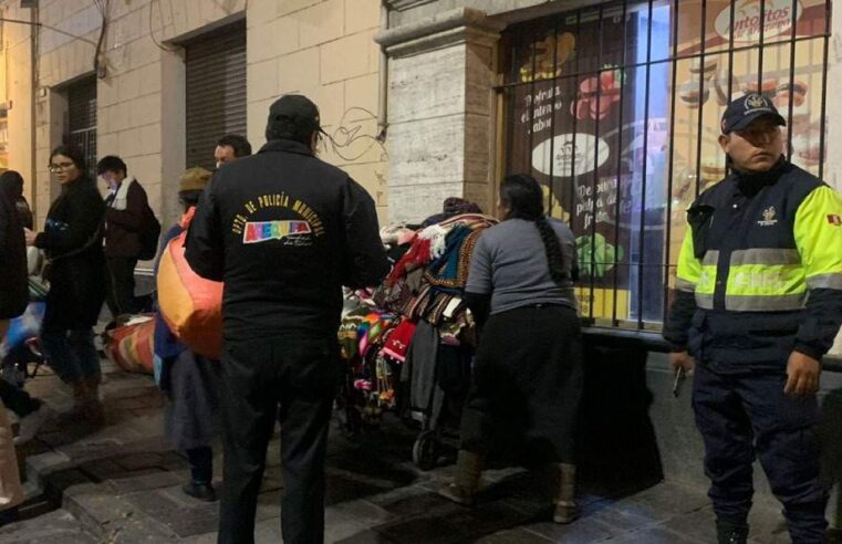 Ambulantes que tomaron las calles céntricas serán retirados