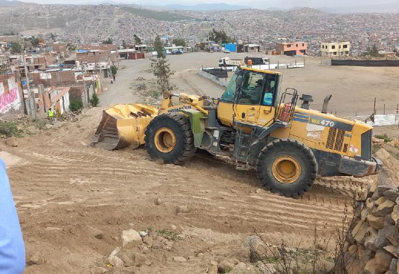 Denuncian inconsistencias en entrega de 20 mil bolsas de cemento en obra