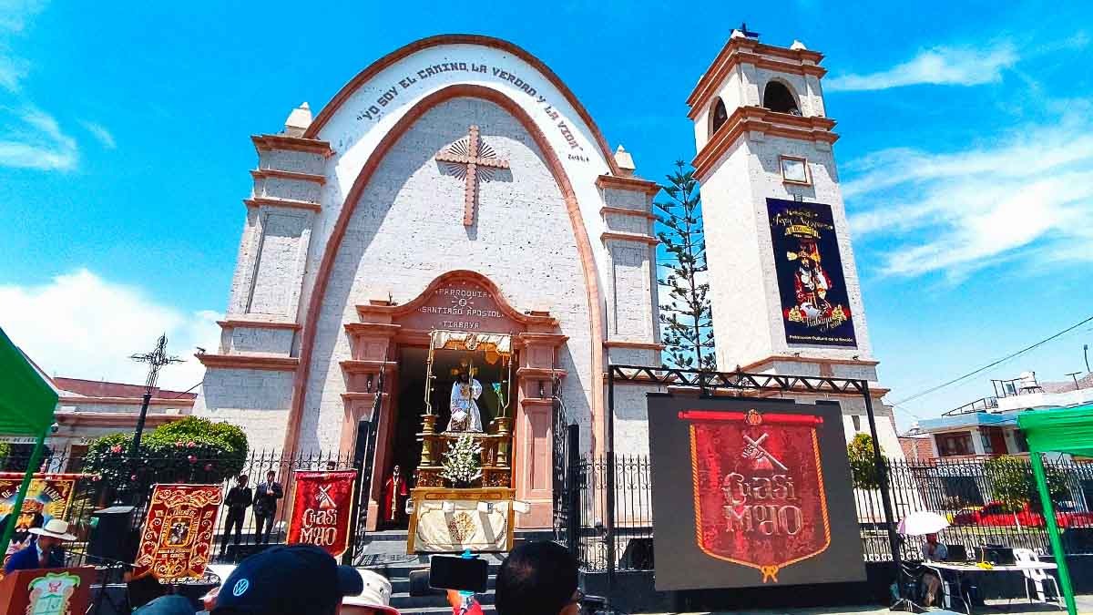 Hermandad Jesús Nazareno de Tiabaya cumplió 100 años de devoción