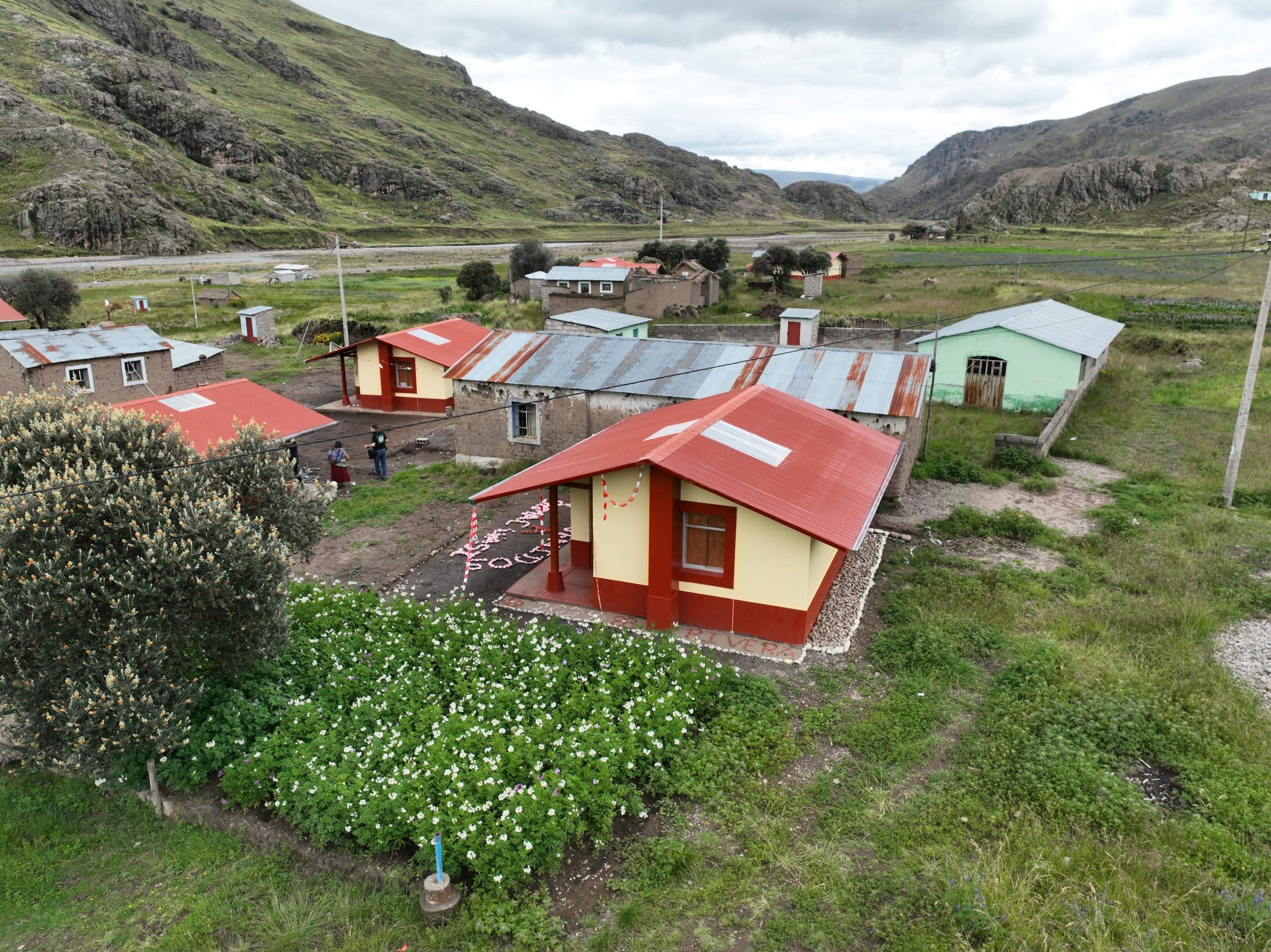 Ministerio de Vivienda entregó más de 8600 viviendas rurales Wasiymi