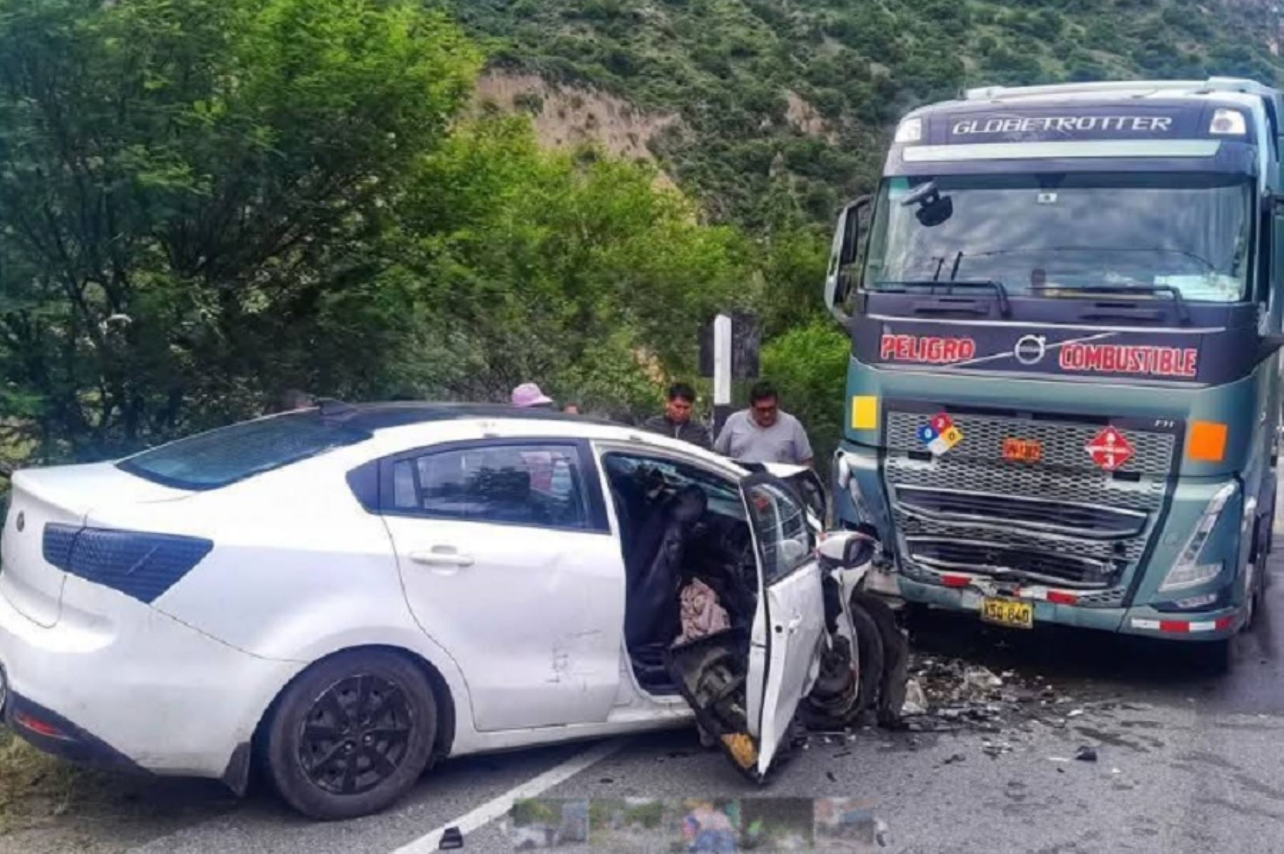 Tres personas fallecidas y cinco con lesiones dejan accidentes de tránsito