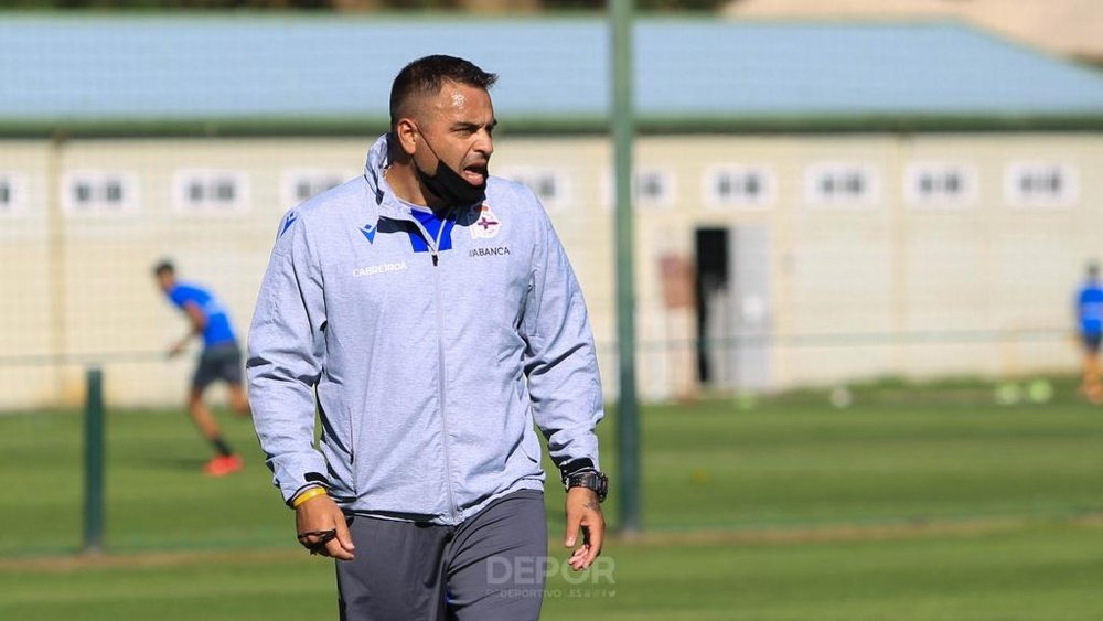 Técnico de Paraguay califica a Perú como rival competitivo