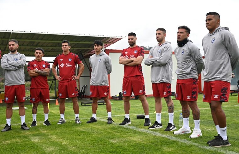 Galeano elogia a Cienciano y quiere ser campeón