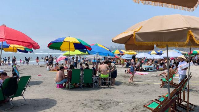 EN VERANO, DISFRUTE DE LA PLAYA SIN DESCUIDAR SU SALUD