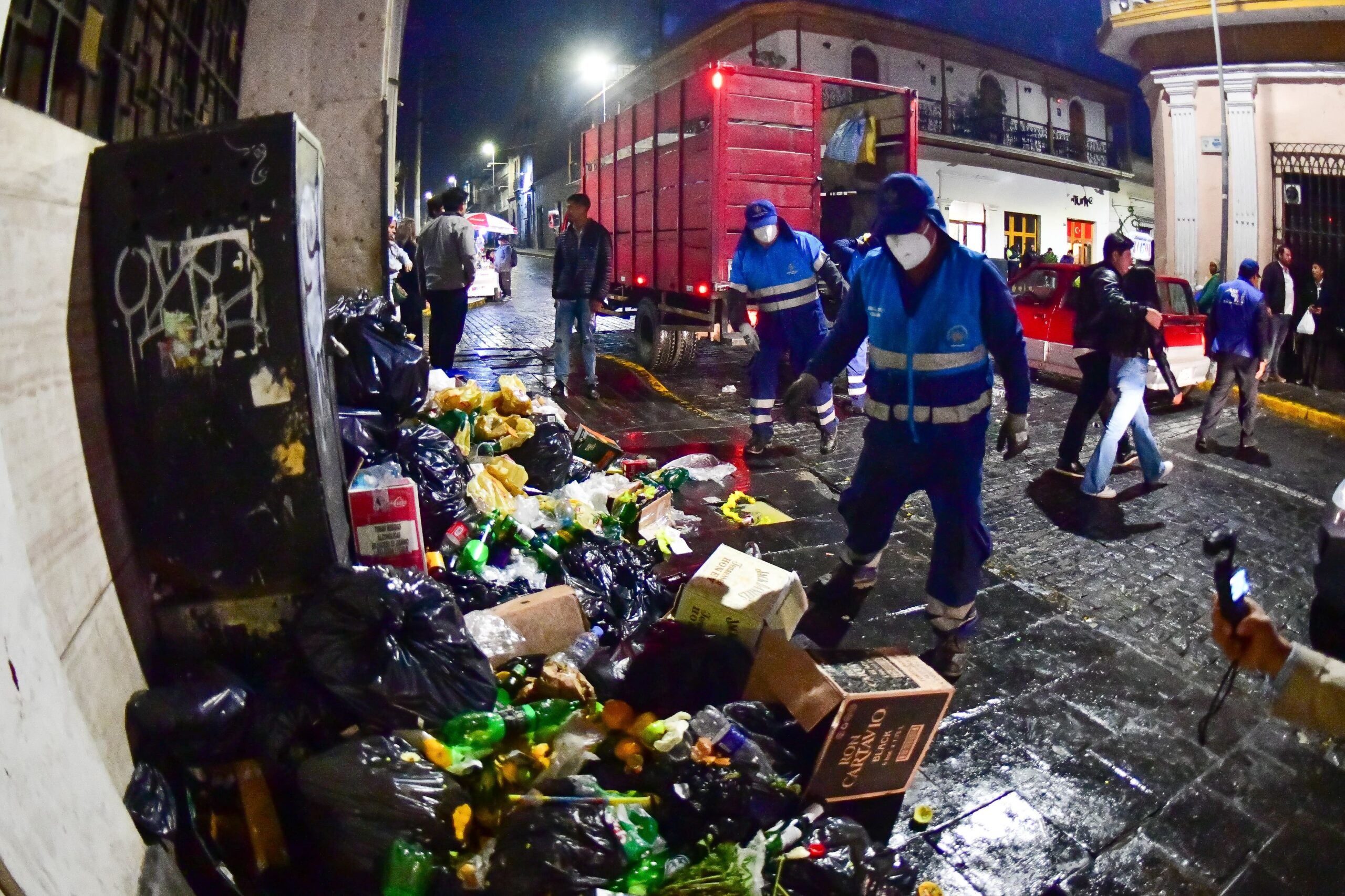 Sobreconsumo deja toneladas de basura en Arequipa tras Año Nuevo