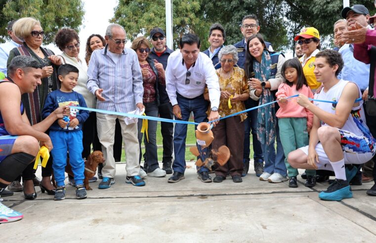 En Bustamante y Rivero inauguran complejo para el deporte y recreación