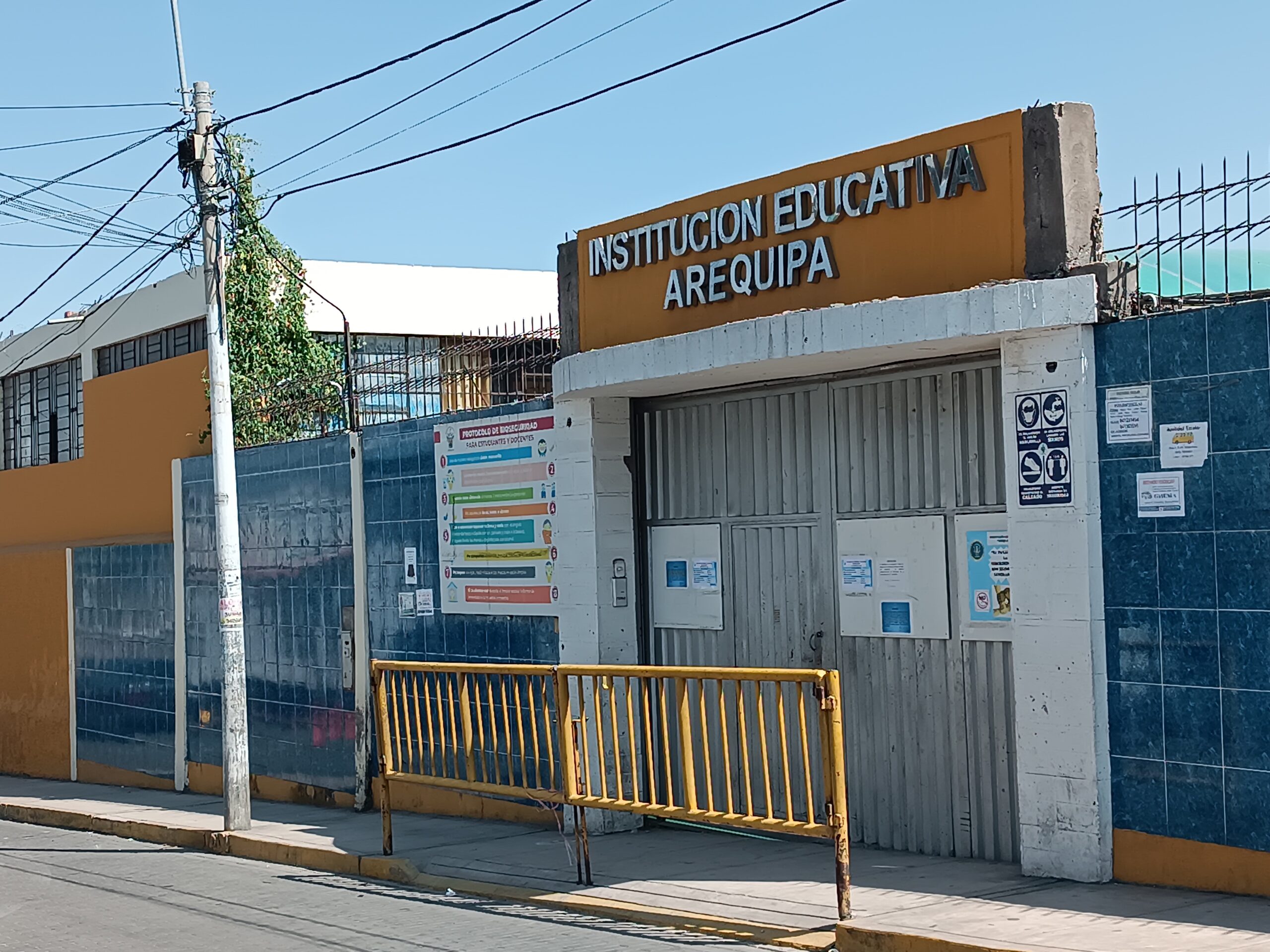 Cuestionan retraso de plan de contingencia para escolares de colegio Arequipa