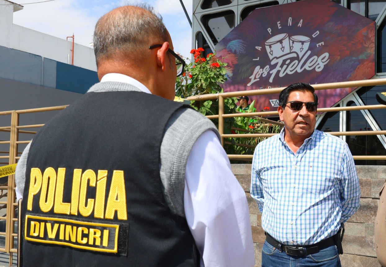 Alcalde Fredy Zegarra se presenta en zona de balacera de Av. Dolores