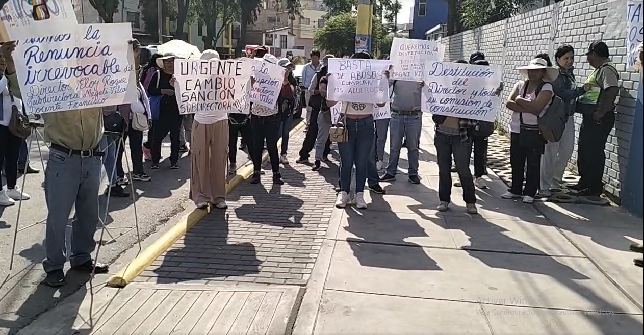 Piden la destitución del director y subdirectora del Colegio Arequipa