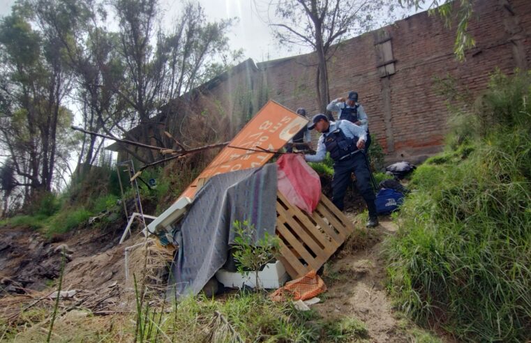 Dron ubicó a sujetos que hicieron de la ribera del río Chili su «guarida»