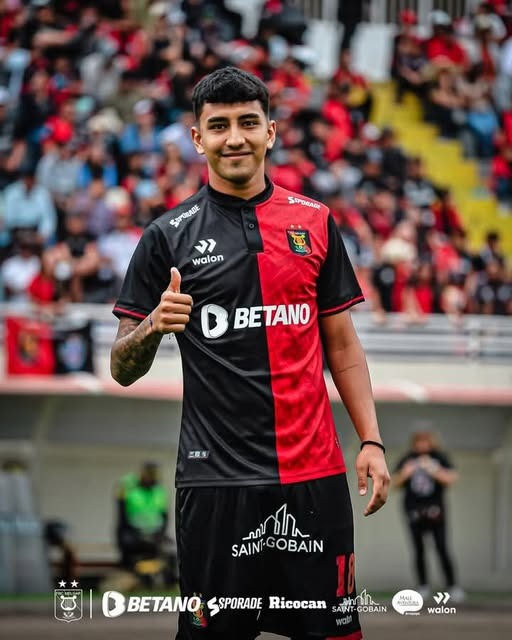 Delantero arequipeño Bruno Portugal jugará en Comerciantes Unidos