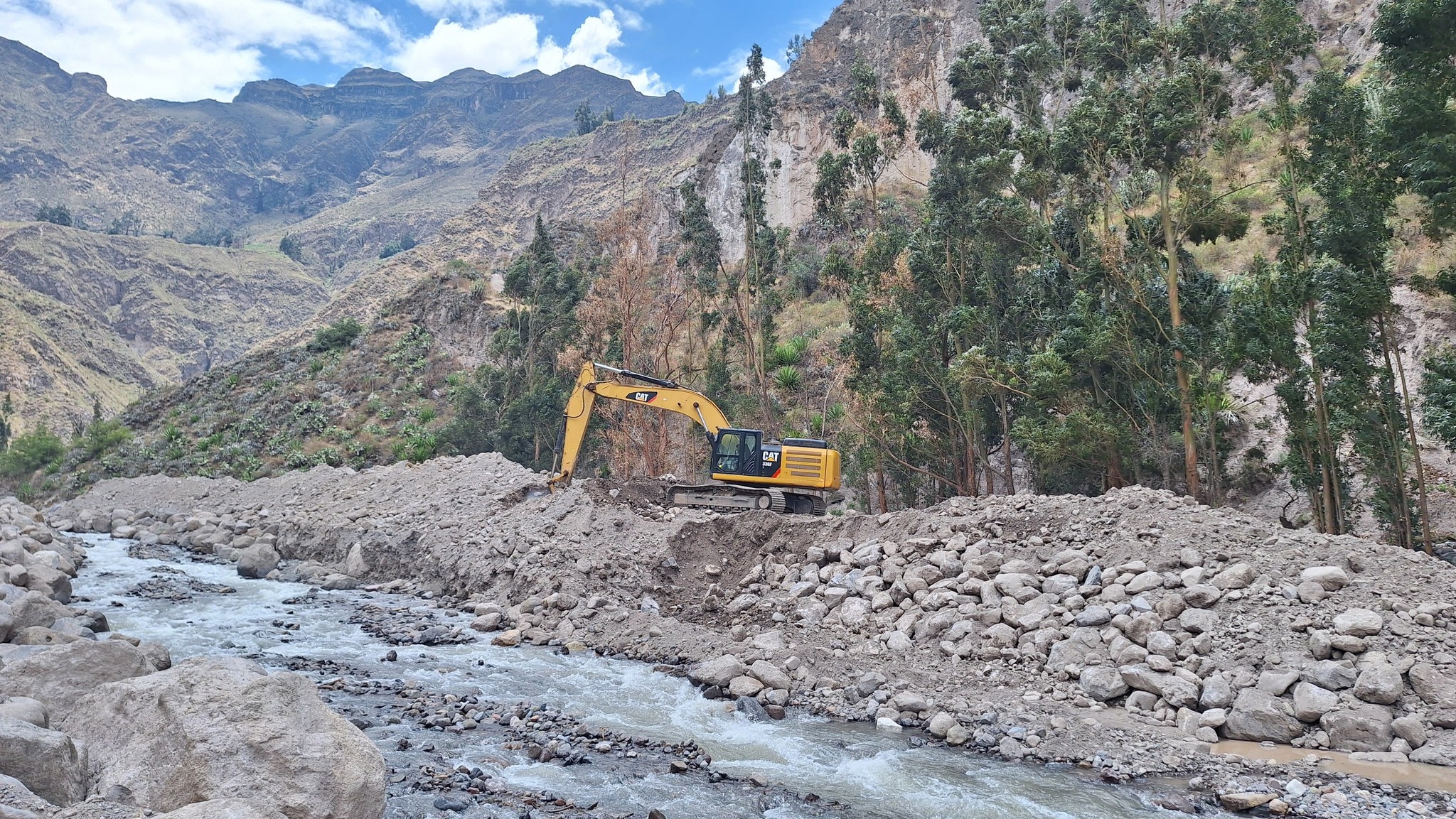 Declaran estado de emergencia en 13 distritos de la region Arequipa