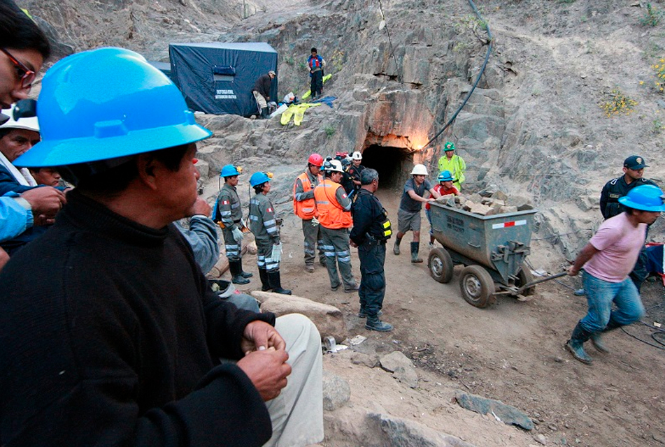 ¿Qué desafíos afronta formalización de los mineros artesanales?