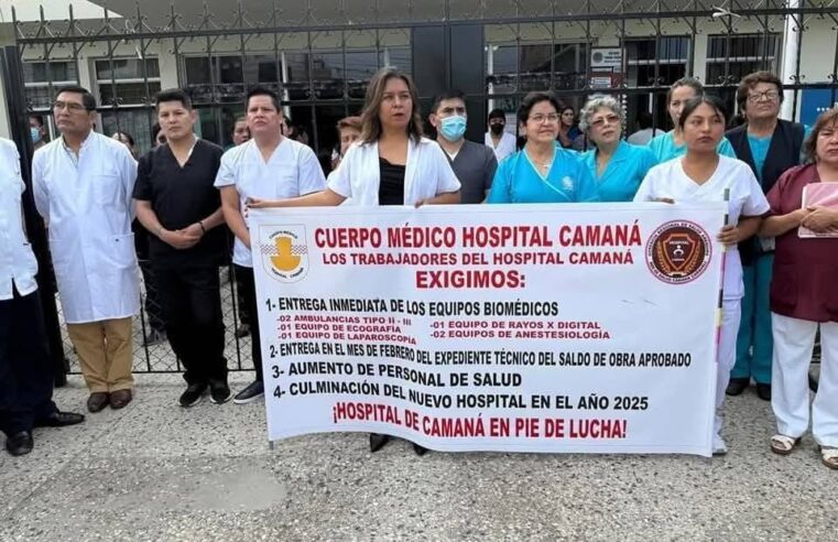 Médicos del hospital de Camaná operan como se hacía en el siglo 19