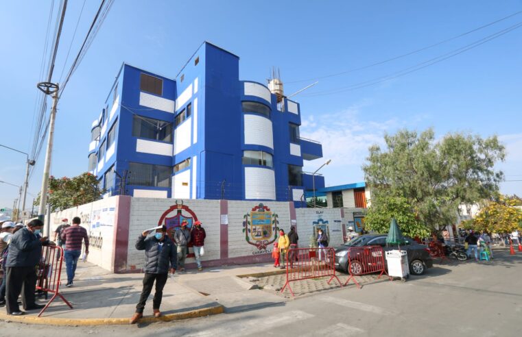 Entrega de licencias electrónicas sin fecha en Arequipa