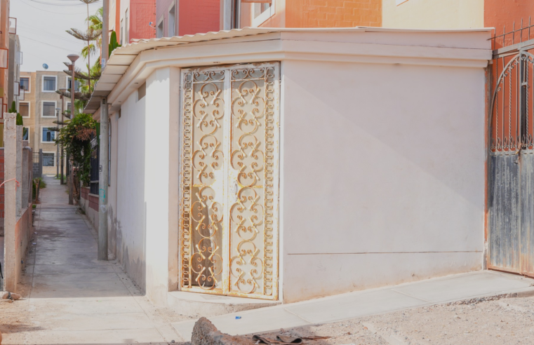 Conjunto habitacional invade áreas verdes
