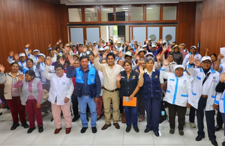 En JLByR capacitaron a comerciantes para garantizar seguridad alimentaria