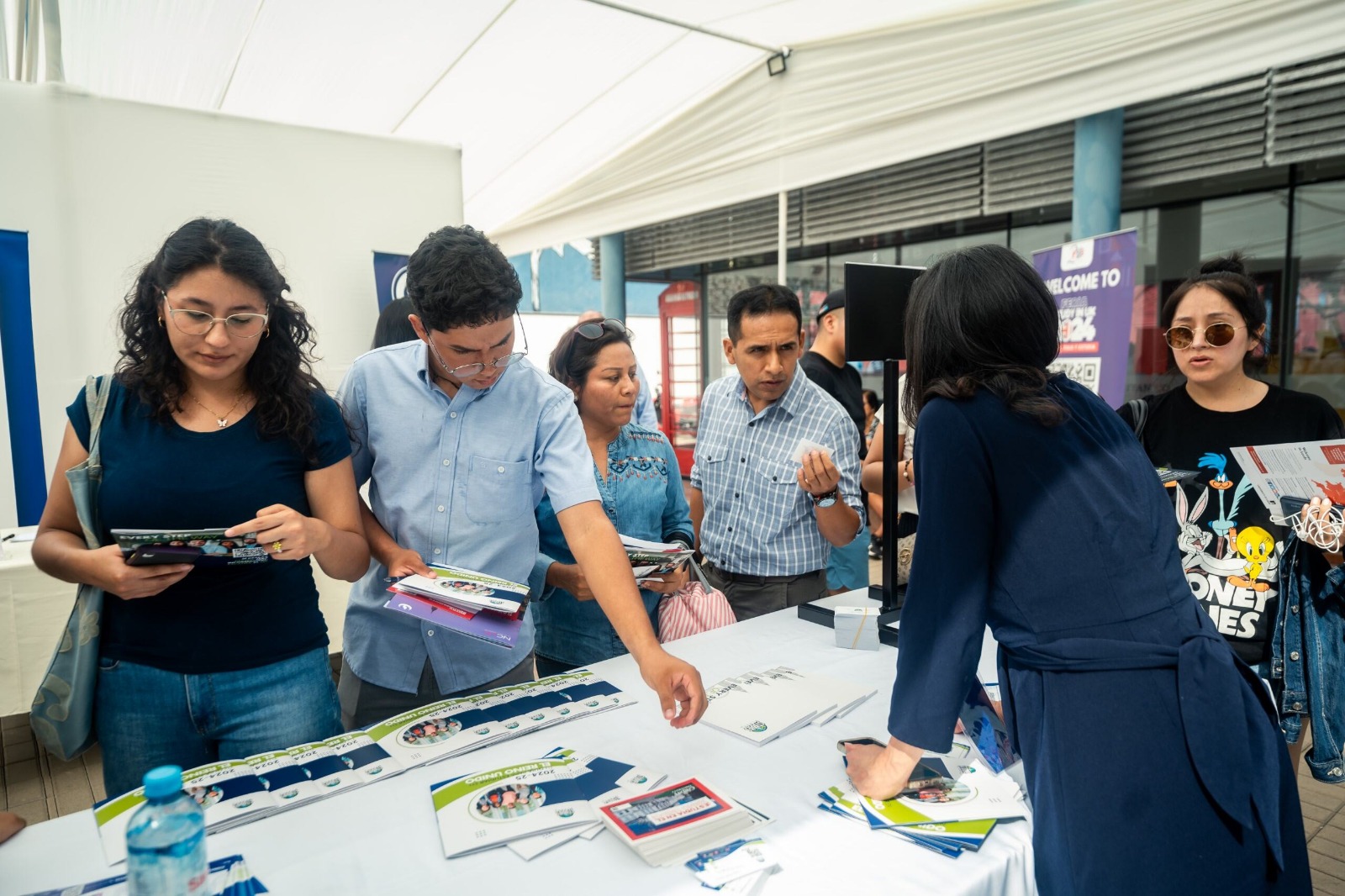 Oportunidad de estudios y becas en universidades británicas