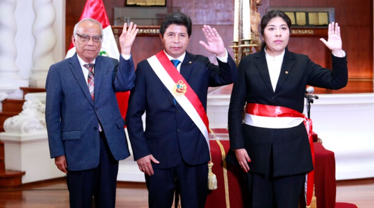 Castillo en el banquillo de los acusados: juicio podría costarle 34 años de cárcel