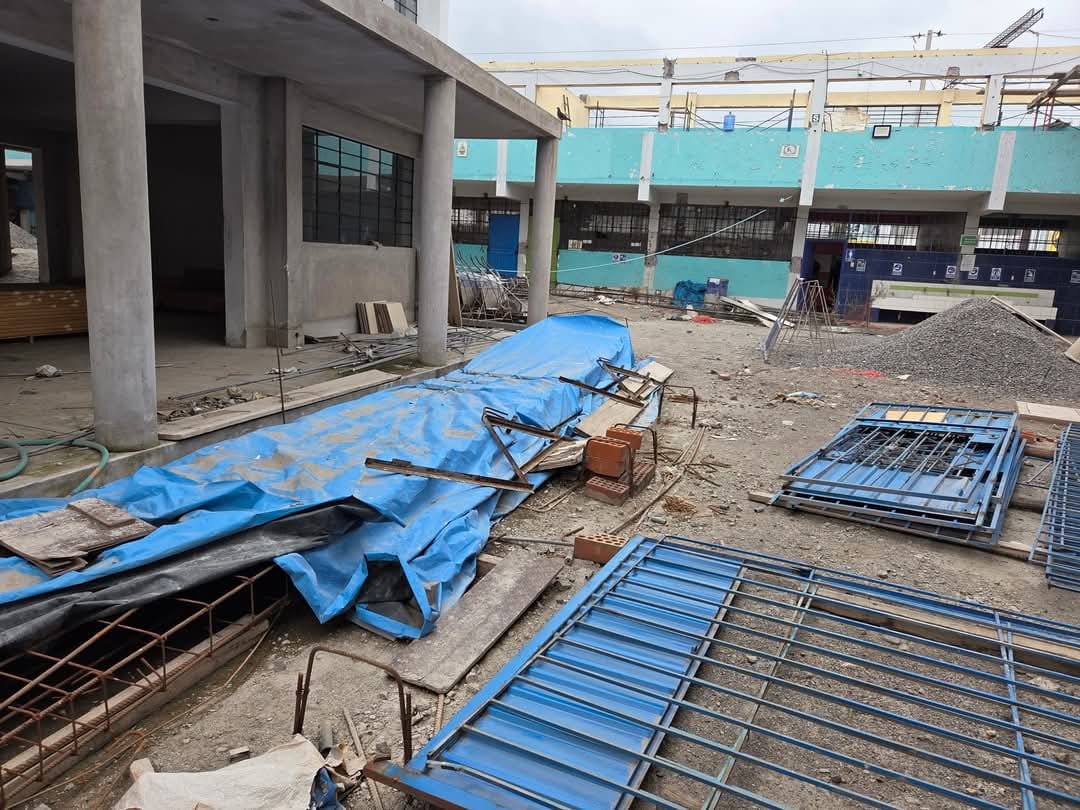 Deficiencias y retrasos marcan el inicio del año escolar en Arequi