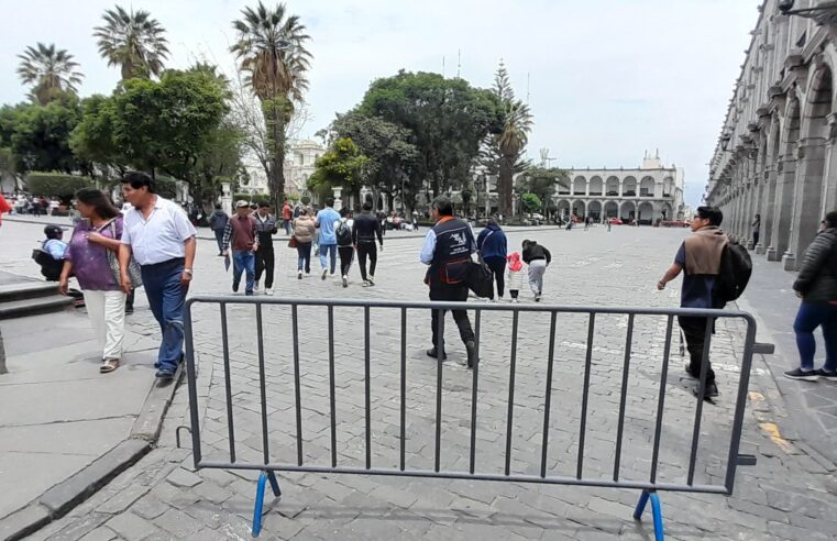 MPA anuncia restricciones en Plaza de  Armas tras deterioro de espacios públicos