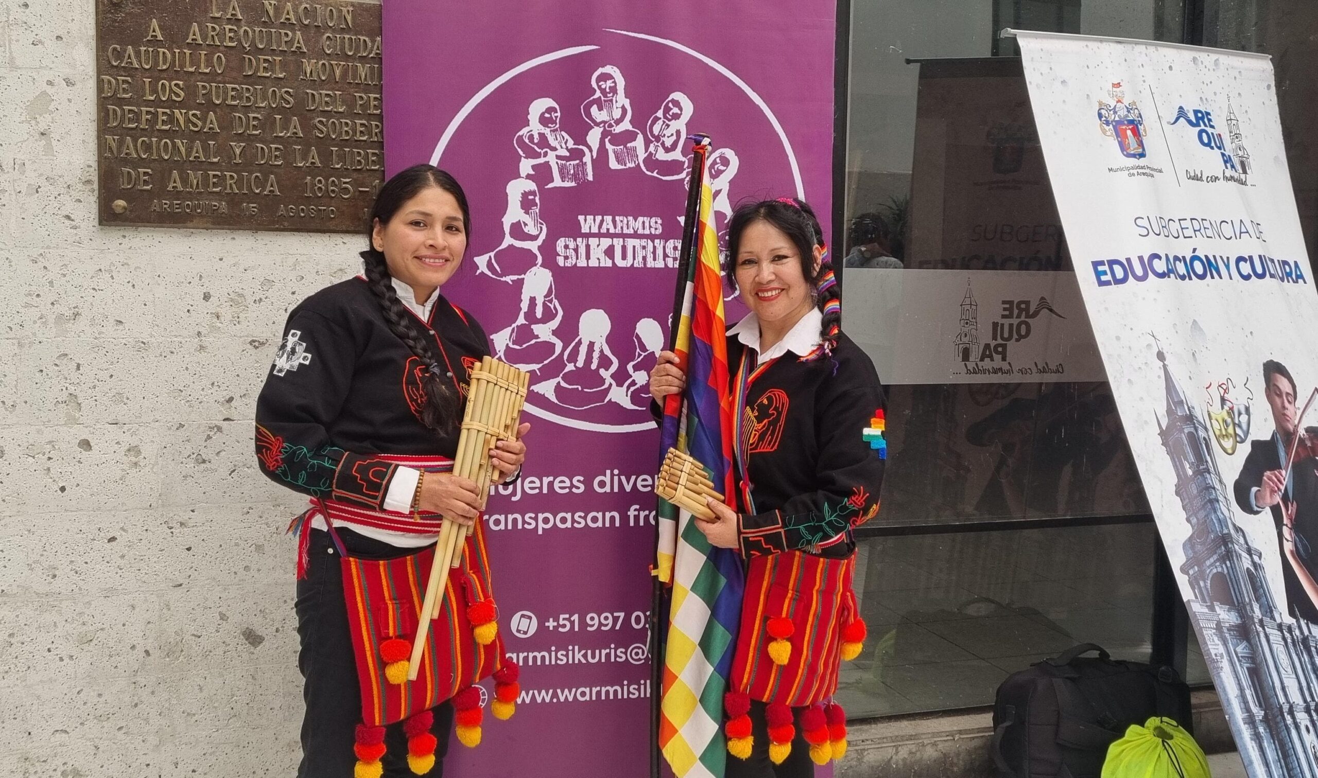 Sikuris y Ballet Folklórico por el día internacional de la mujer