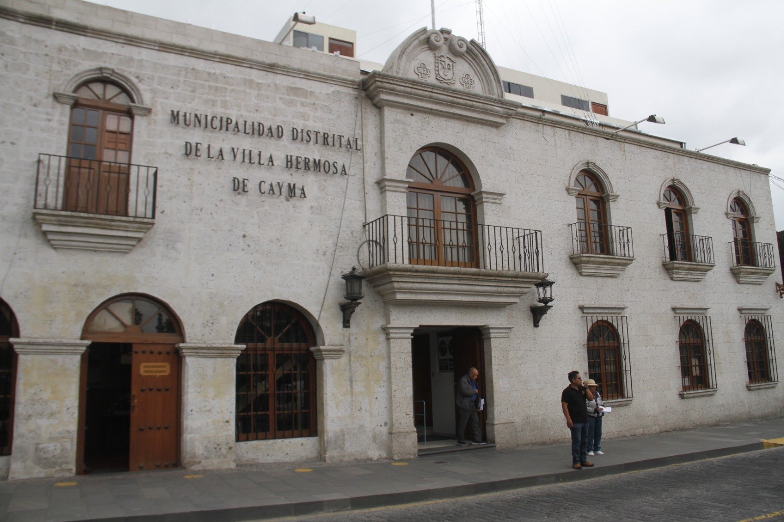 Cayma lidera inversión pública y ejecución de obras sin paralizaciones