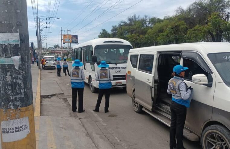 Nuevo plan de rutas enfrenta a la municipalidad con informales