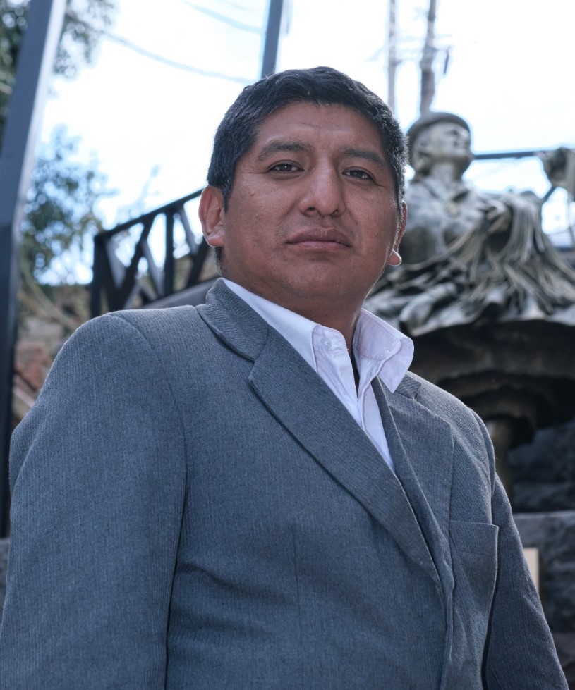 Fernando Chuquipiunta: el poeta Walawala