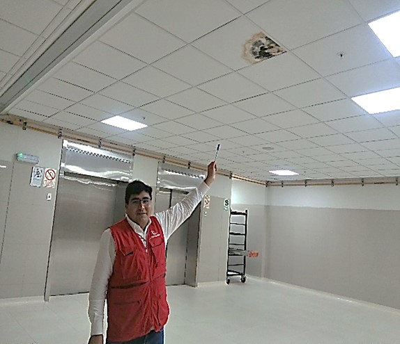 Infraestructura y bienes de nosocomio están en riesgo por filtración de agua