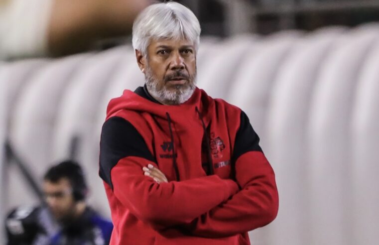 Valencia descartó dirigir otra vez al equipo profesional