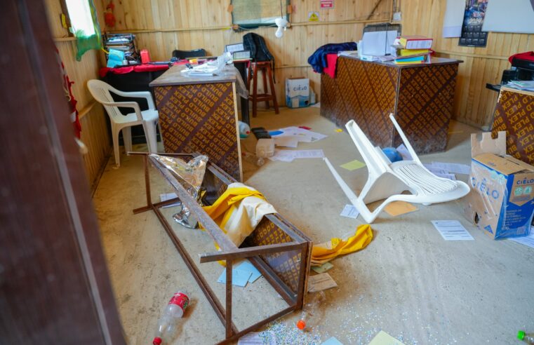 Gobernador se solidariza con los trabajadores agredidos en Molina