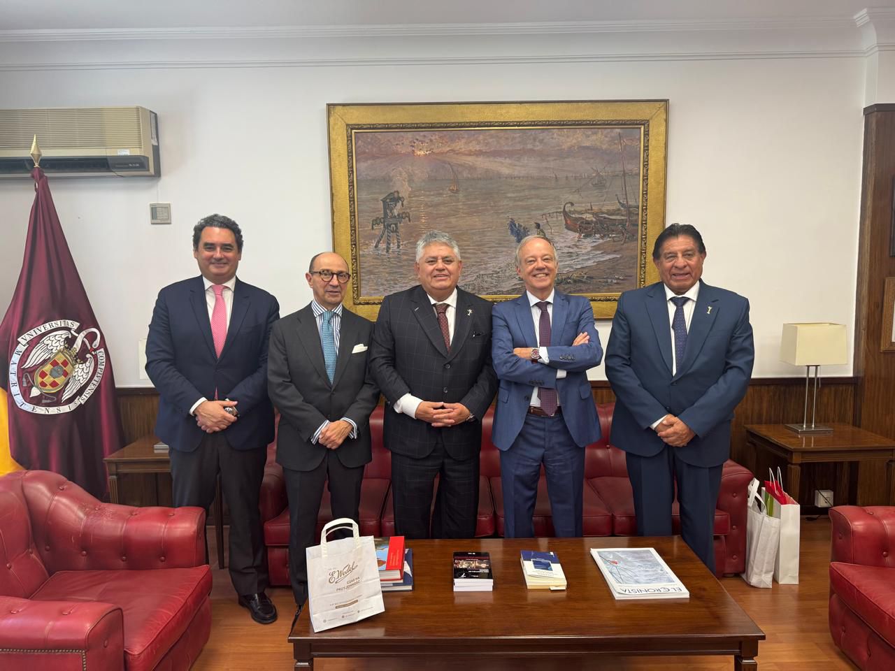 UCSM fortalece proyección internacional con alianzas académicas en España