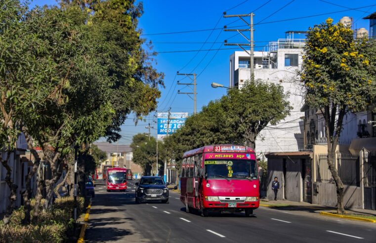 Tránsito en avenidas Jorge Chávez e Independencia vuelve a la normalidad