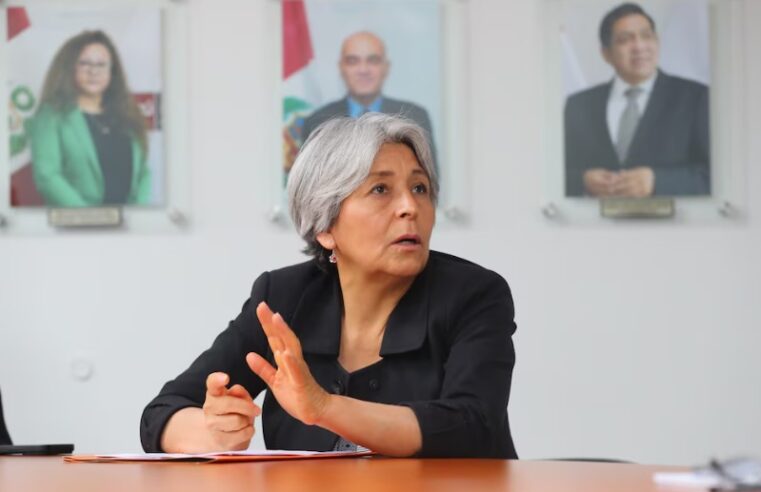 Comisión de Ética propone suspender 120 días a María Agüero