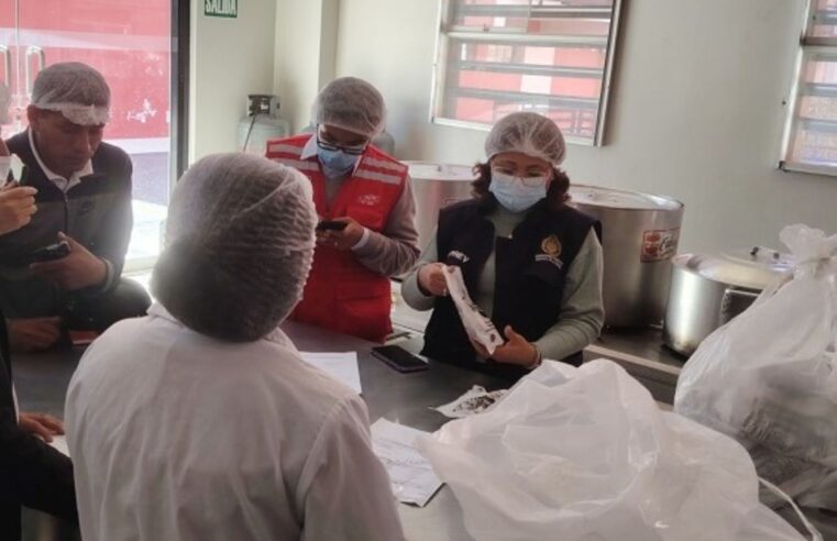 Denuncian presencia de hongos en alimentos de programa estatal