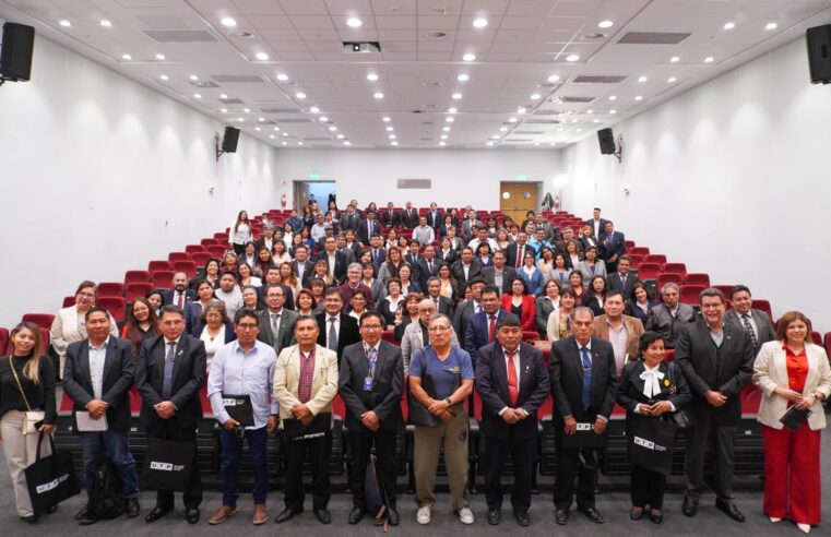 UTP capacitó a más de 1500 directores de colegios y docentes del país