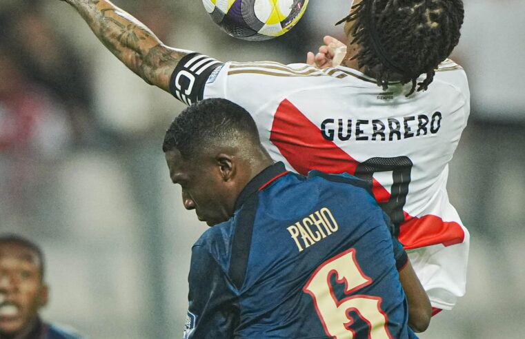 Perú urge de renovación para la siguiente eliminatoria