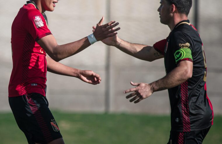 Cuesta: «Uno trata de aportar y enseñar lo que más pueda»