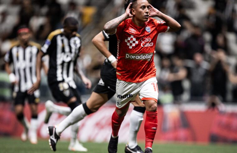 Cienciano iniciará demanda contra Emelec por Cueva