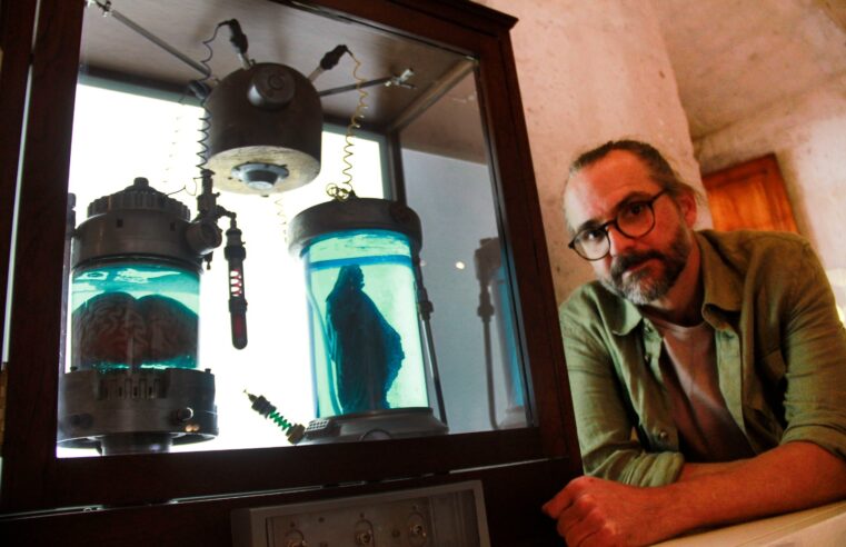 Ser una mejor persona y comprender las historias de los demás, es mi filosofía y lo que intento transmitir a través del arte