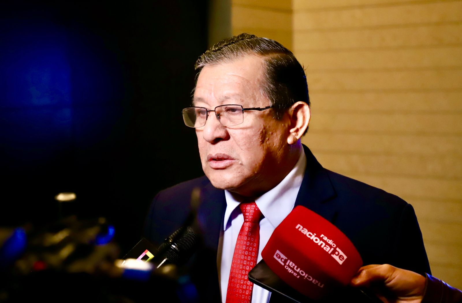  Salhuana considera que pedido para reorganizar el MP se justifica