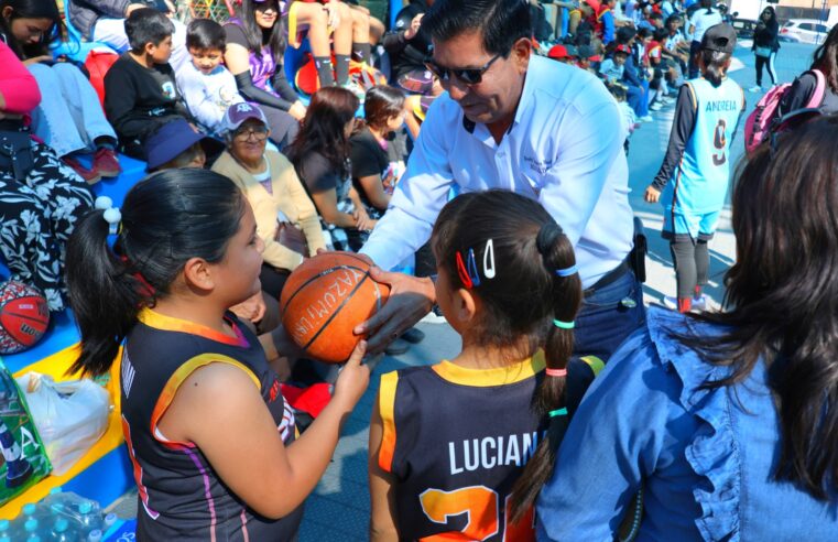 Entregan moderno y seguro complejo deportivo en urbanización Bancarios