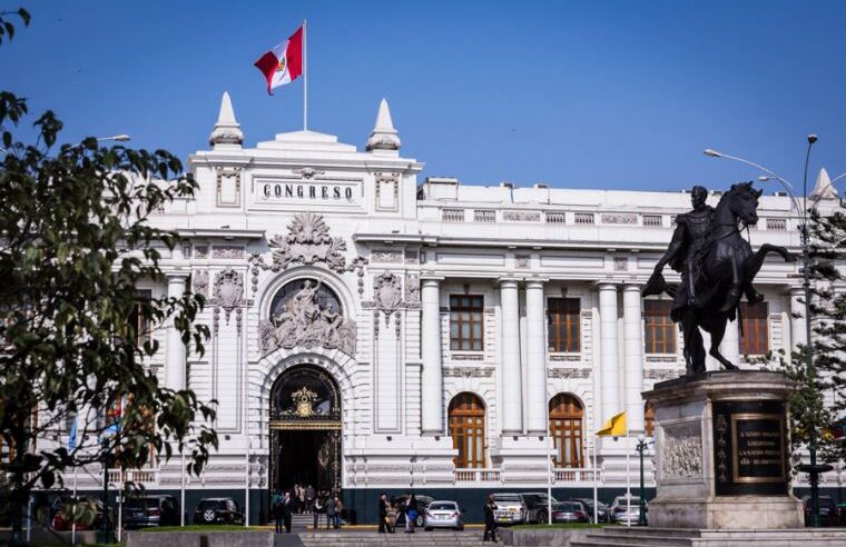 Boluarte pide a Congreso aprobar crédito de 642 millones de soles